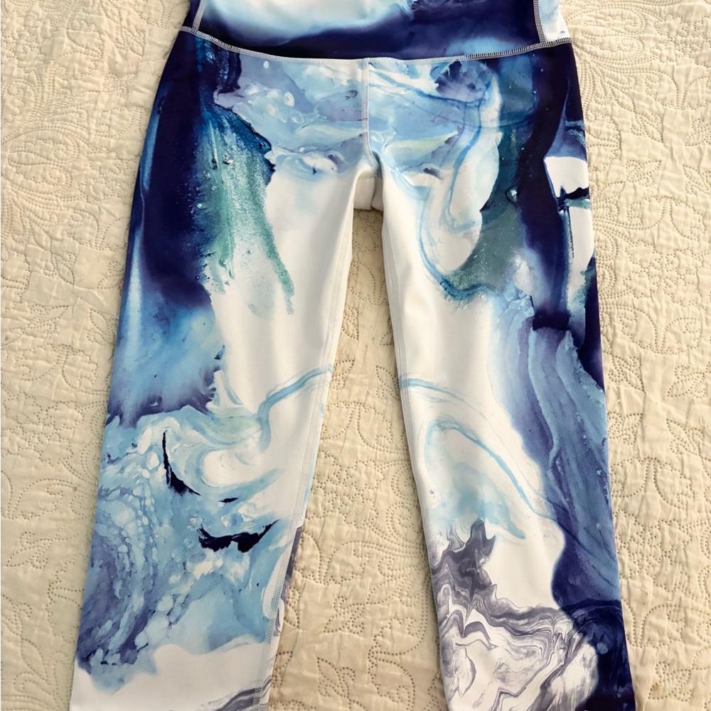 Athleta Blue and White Patterned Leggings